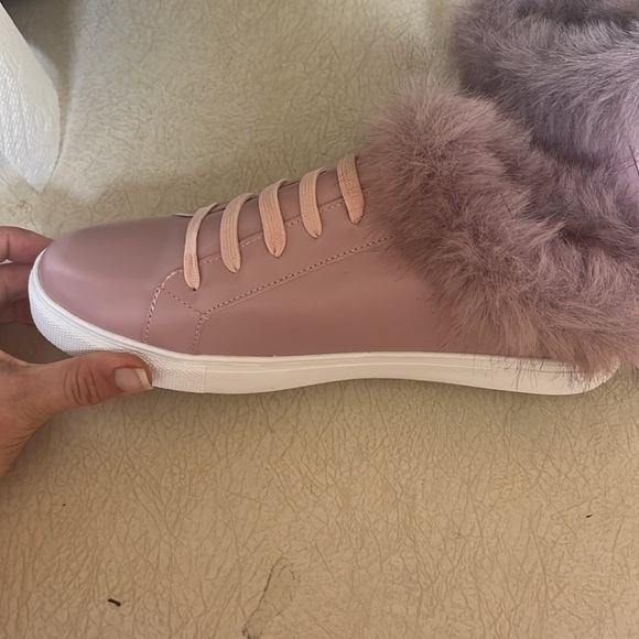 Fur sneakers - Picture 3 of 5